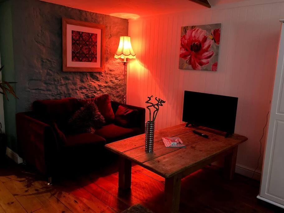 Cosy Studio Retreat In Wells, Somerset Екстериор снимка
