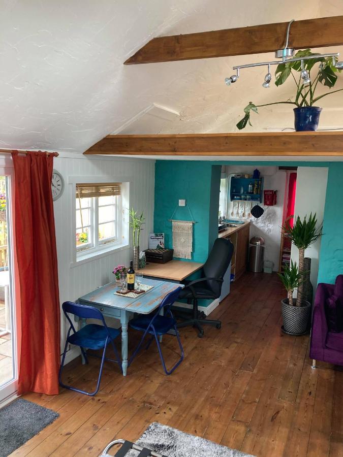 Cosy Studio Retreat In Wells, Somerset Екстериор снимка